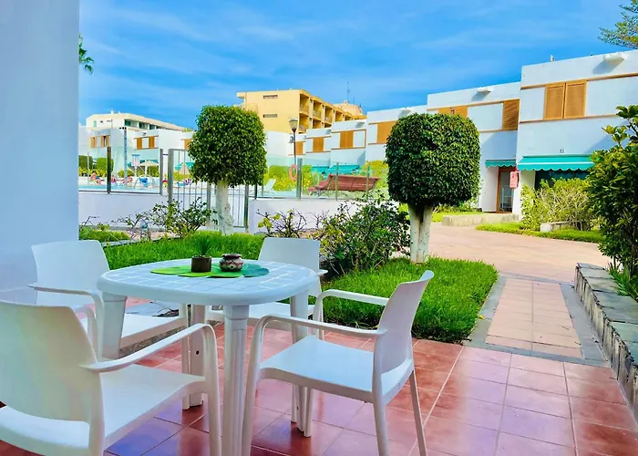 Апартаменти Brisas 51 By Sunhousescanarias