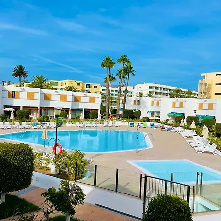 Brisas 51 By Sunhousescanarias * Playa del Ingles (Gran Canaria)